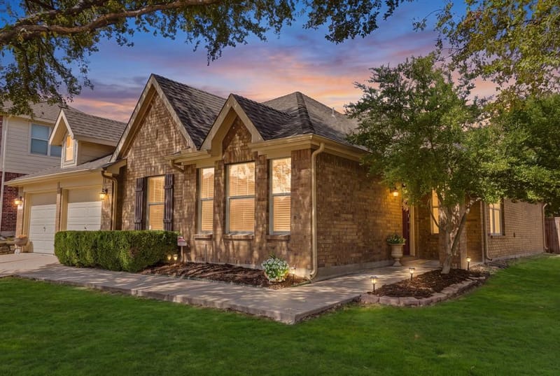 7600 Val Verde Drive, McKinney TX 75071 - Photo 2