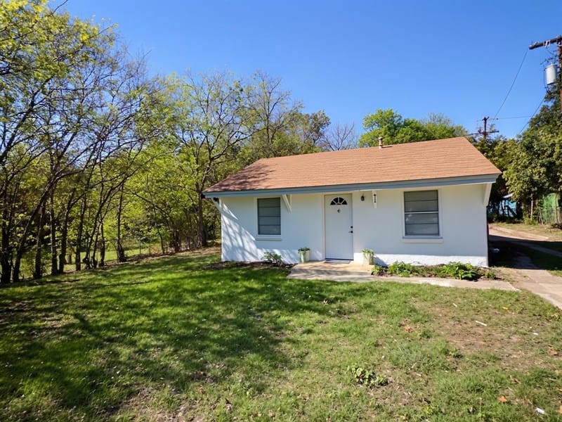412 S Redford Lane, White Settlement TX 76108 - Photo 2