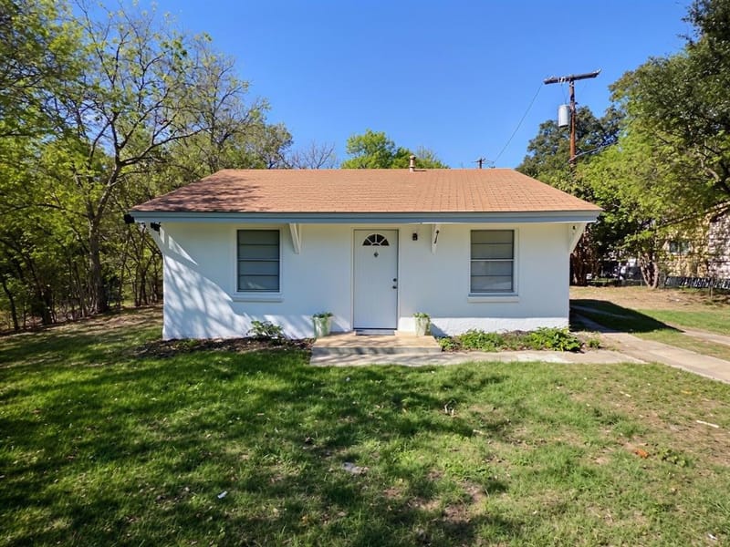 412 S Redford Lane, White Settlement TX 76108