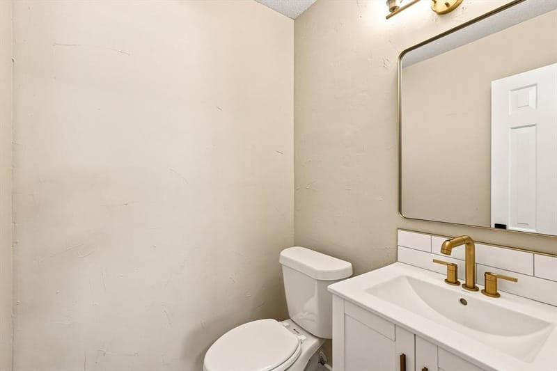 305 Brookview Drive, Hurst TX 76054 - Photo 22