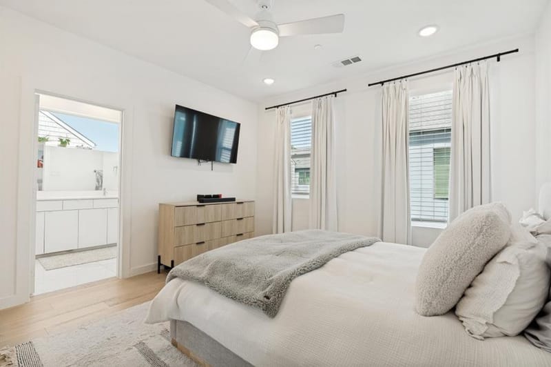 427 W 10th Street # 201, Dallas TX 75208 - Photo 16