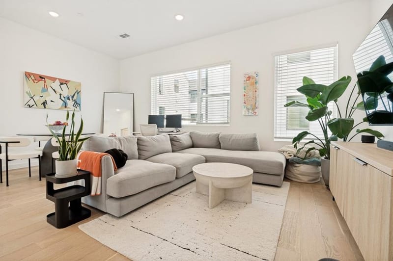 427 W 10th Street # 201, Dallas TX 75208