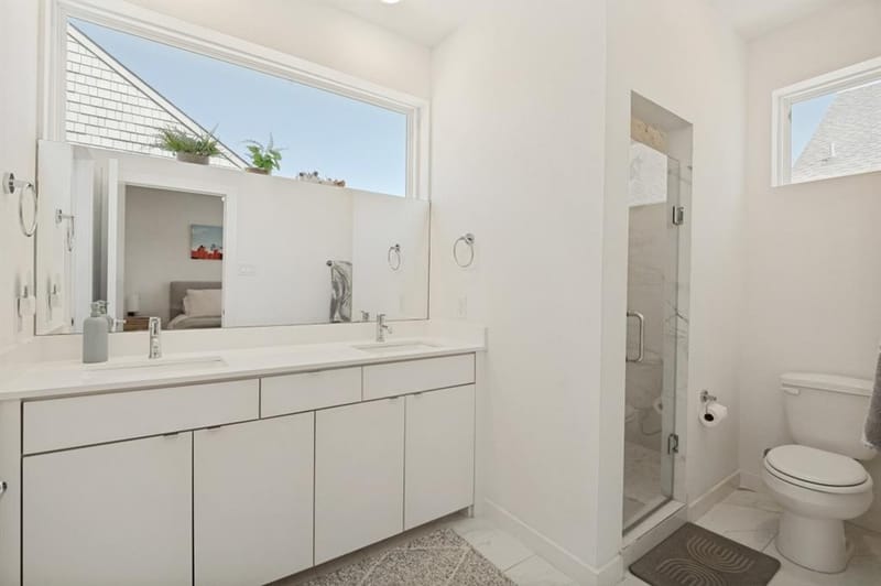 427 W 10th Street # 201, Dallas TX 75208 - Photo 18