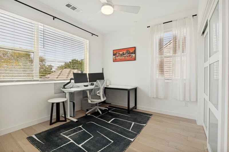 427 W 10th Street # 201, Dallas TX 75208 - Photo 19