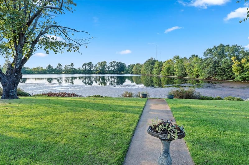1625 Lakeshore Drive, Sulphur Springs TX 75482 - Photo 2