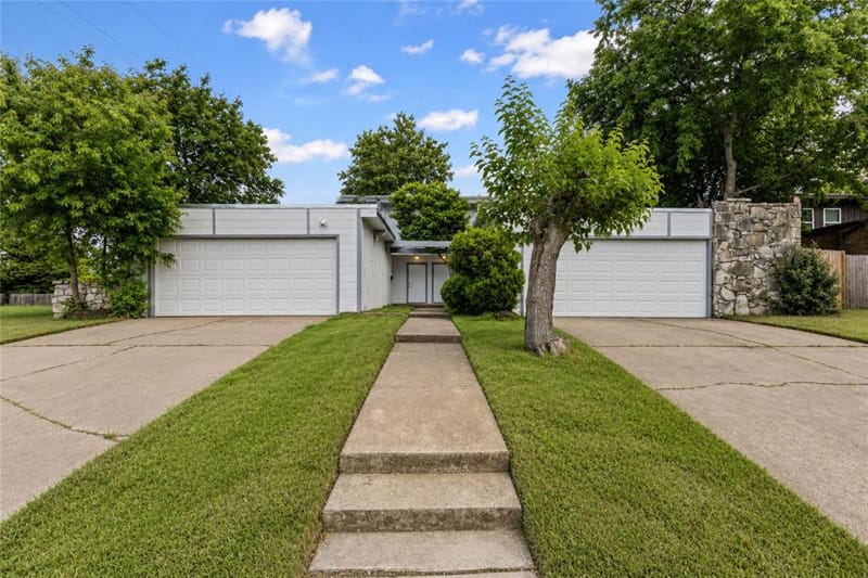 6315-6317 Walraven Circle, Fort Worth TX 76133