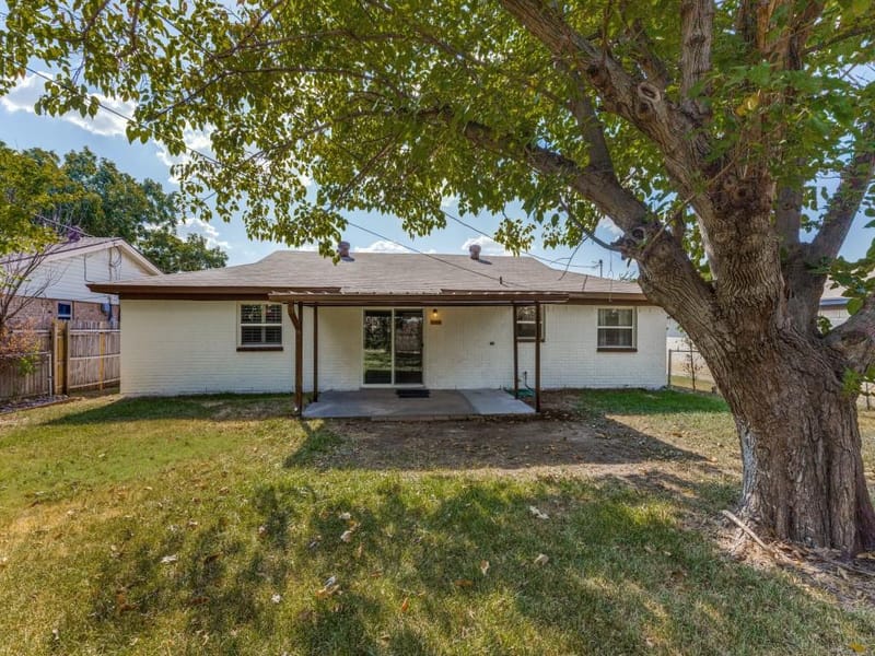 6924 Richardson Drive, Watauga TX 76148 - Photo 12