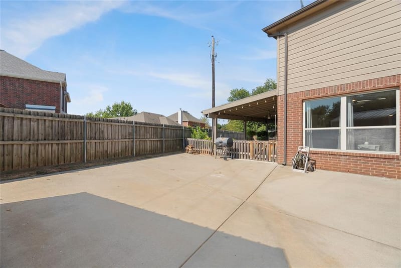 324 Georgian Oak Court, Lake Dallas TX 75065 - Photo 37