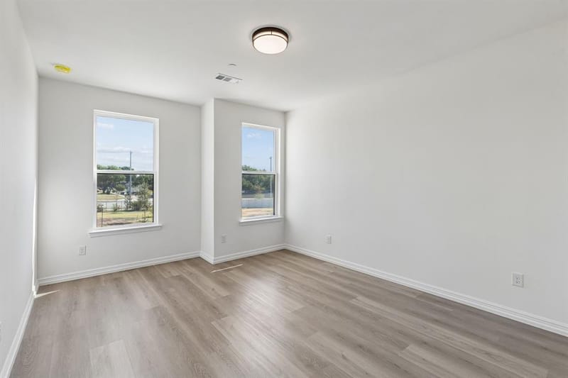4453 Crescent Heights Road, Garland TX 75043 - Photo 19