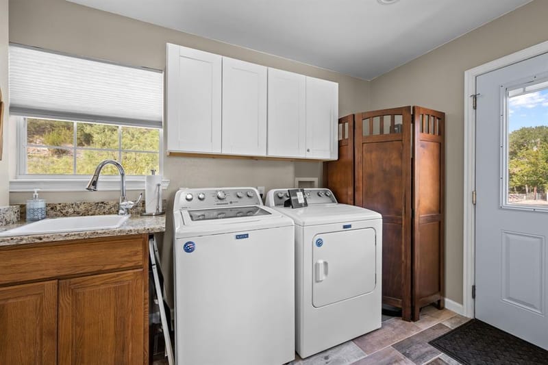 5901 Parkside Court, Granbury TX 76048 - Photo 18