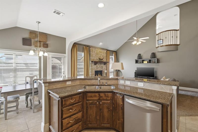 13407 Chittamwood Lane, Frisco TX 75035 - Photo 14