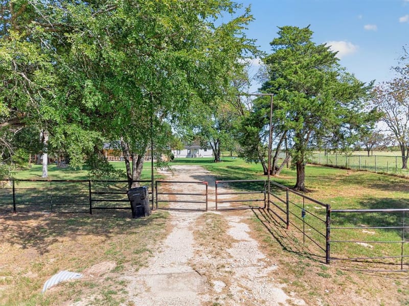 2354 Vz County Road 3812, Wills Point TX 75169 - Photo 2