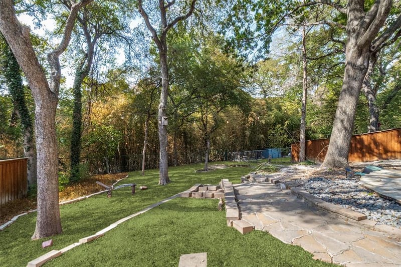 8059 Claremont Drive, Dallas TX 75228 - Photo 31