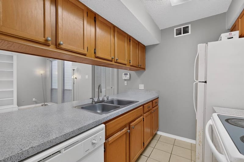 5750 Phoenix Drive # 6, Dallas TX 75231 - Photo 16