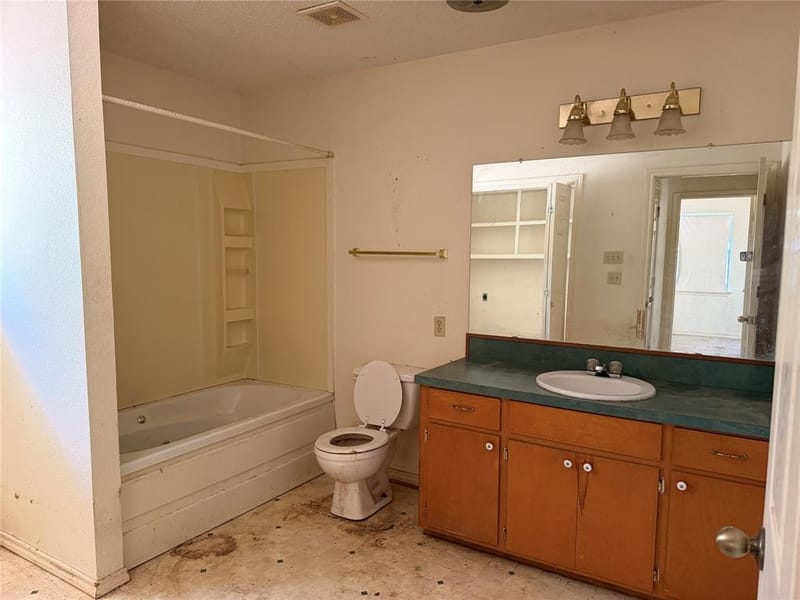 370 Locust Street, Point TX 75472 - Photo 7