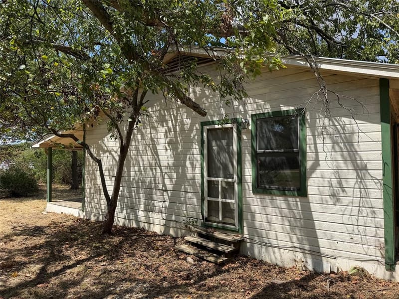 370 Locust Street, Point TX 75472 - Photo 14