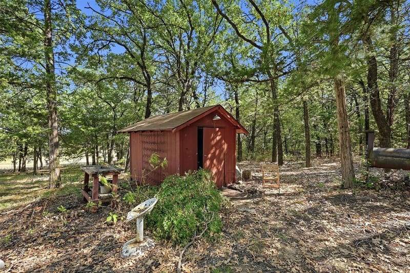 1471 County Road 219, Gainesville TX 76240 - Photo 25