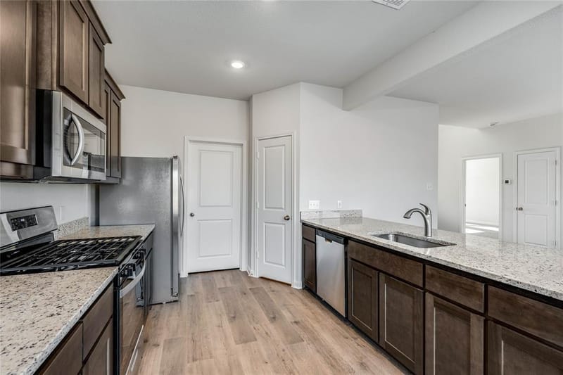 11156 Santana Drive, Fort Worth TX 76108 - Photo 2