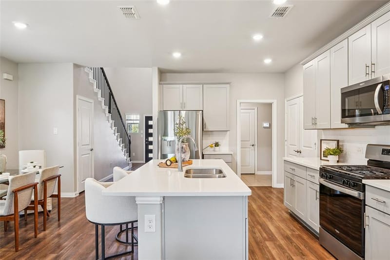 4925 Westhill Drive, McKinney TX 75071 - Photo 6