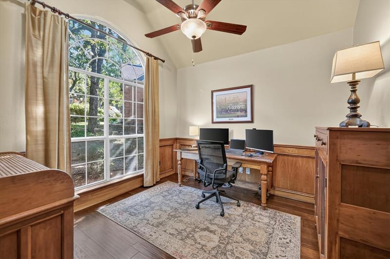 2830 Woodhollow Court, Highland Village TX 75077 - Photo 6