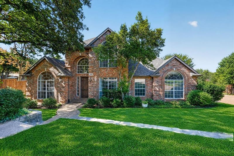 2830 Woodhollow Court, Highland Village TX 75077