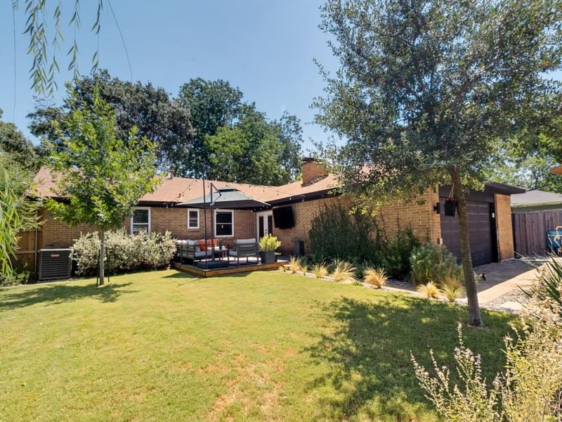 5915 Canterview Drive, Dallas TX 75228 - Photo 25