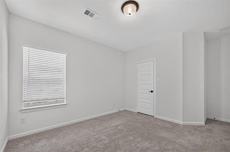 2552 Four Roses Drive, Lewisville TX 75056 - Photo 29