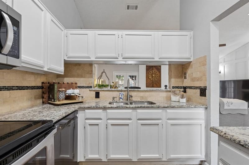 6512 Highview Terrace, Watauga TX 76148 - Photo 12