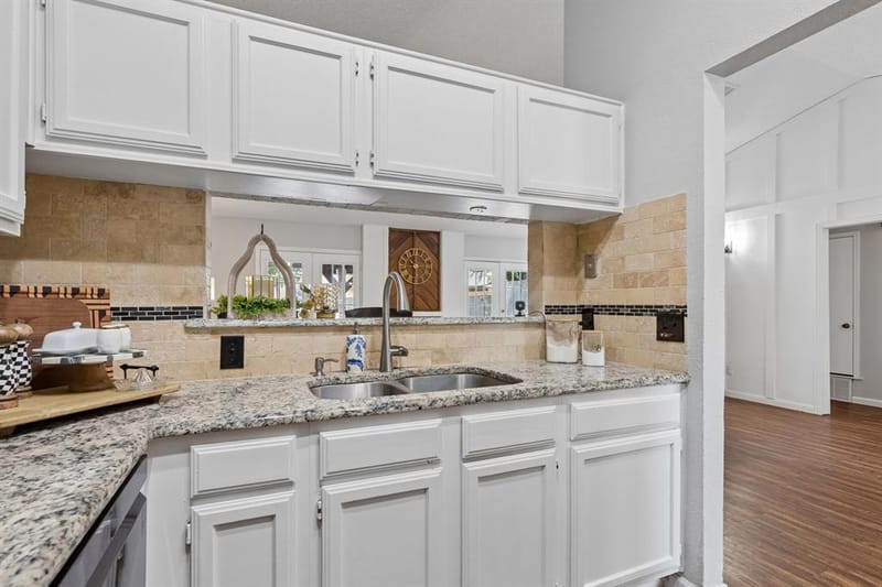 6512 Highview Terrace, Watauga TX 76148 - Photo 10