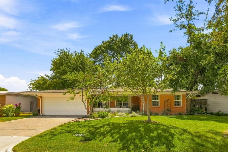 7336 Edgerton Drive, Dallas TX 75231