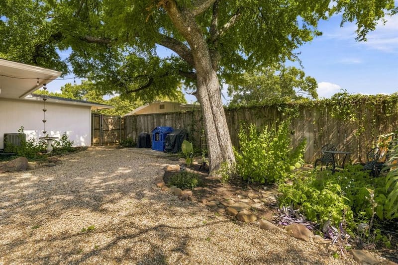 7336 Edgerton Drive, Dallas TX 75231 - Photo 24