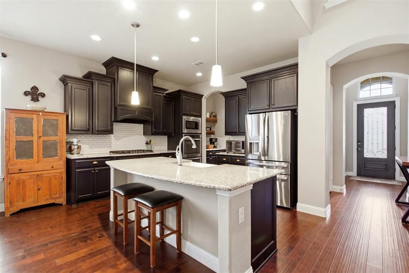 7124 Chelsea Drive, North Richland Hills TX 76180 - Photo 3