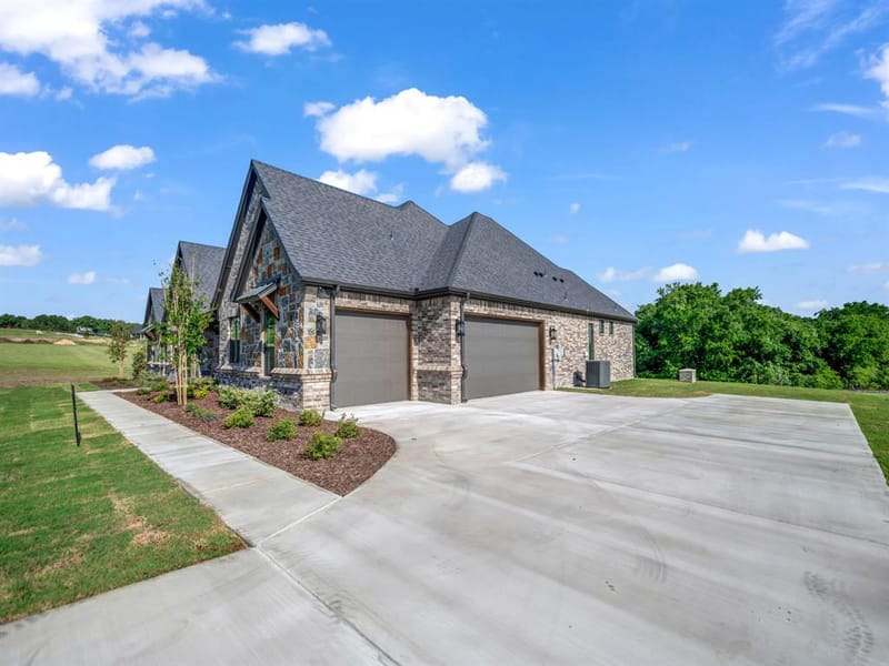 614 Hondo Crossing, Weatherford TX 76087 - Photo 5