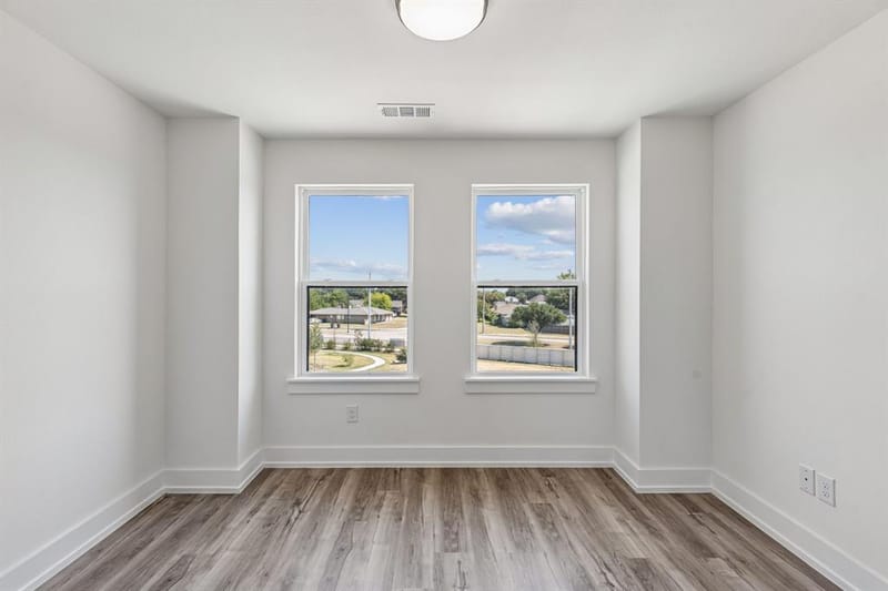 4505 Crescent Heights Road, Garland TX 75043 - Photo 27