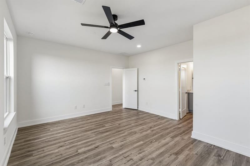 4505 Crescent Heights Road, Garland TX 75043 - Photo 5