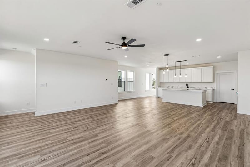 4505 Crescent Heights Road, Garland TX 75043 - Photo 11