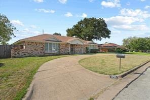 1700 Northcrest Drive, Arlington TX 76012 - Photo 6
