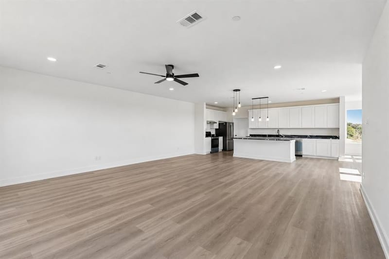 4509 Crescent Heights Road, Garland TX 75043 - Photo 9