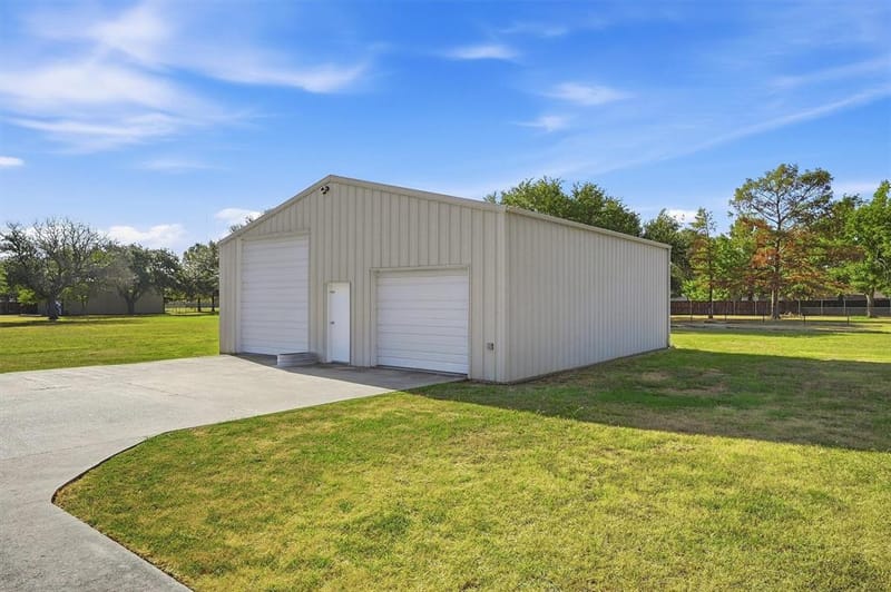 212 Bobby Sam Court, Collinsville TX 76233 - Photo 30