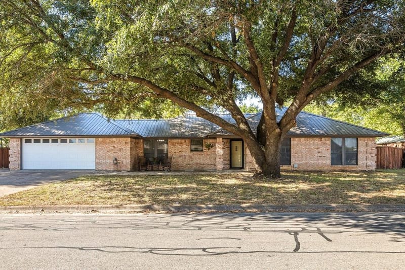 111 Wheeler Street, Glen Rose TX 76043 - Photo 29