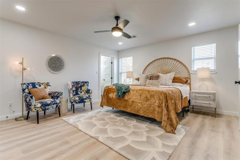 323 S Hannaford Street, Granbury TX 76048 - Photo 29