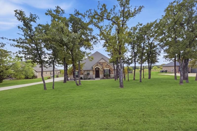 122 Post Oak Way, Weatherford TX 76087 - Photo 3