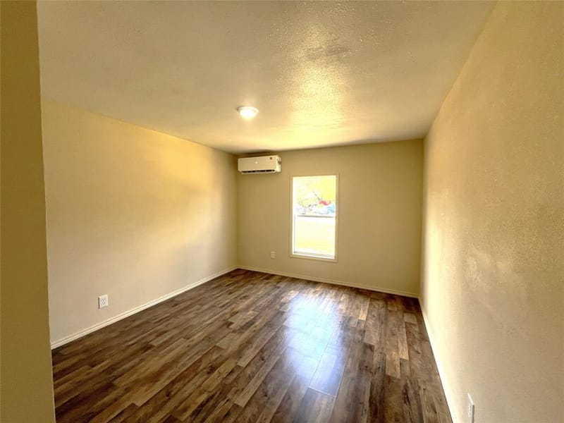611 E Broadmore Avenue, Wills Point TX 75169 - Photo 14