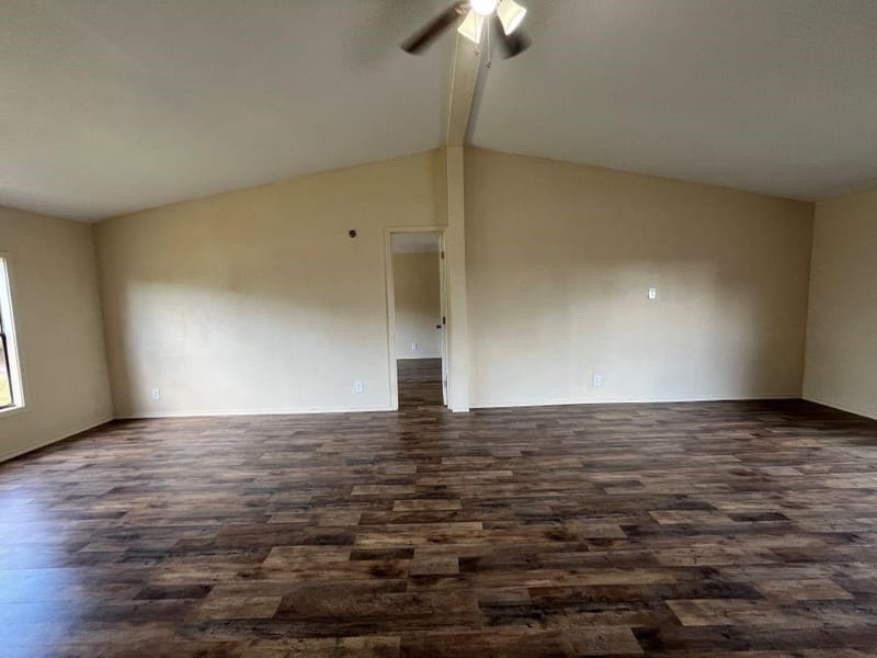 611 E Broadmore Avenue, Wills Point TX 75169 - Photo 4