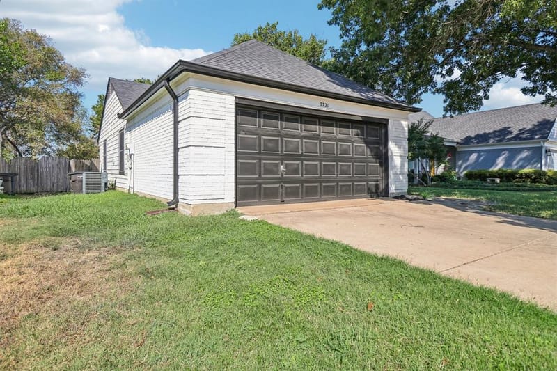 7721 Waxwing Circle W, Fort Worth TX 76137 - Photo 3