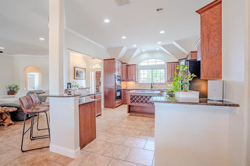 1236 Woodbridge Court, Willow Park TX 76087 - Photo 14