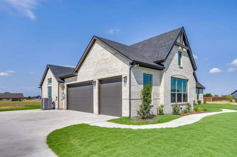 10611 Rye Bread Lane, Venus TX 76084