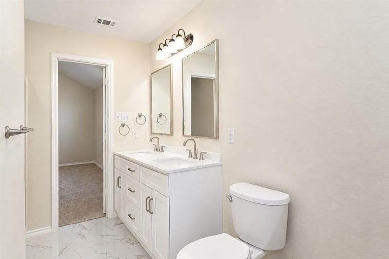 2029 Sunny Side Drive, Little Elm TX 75068 - Photo 17