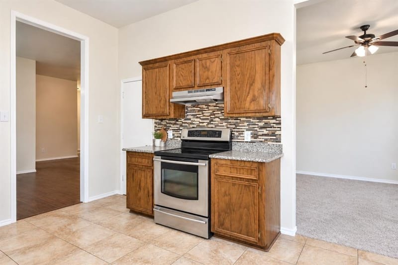 2029 Sunny Side Drive, Little Elm TX 75068 - Photo 7