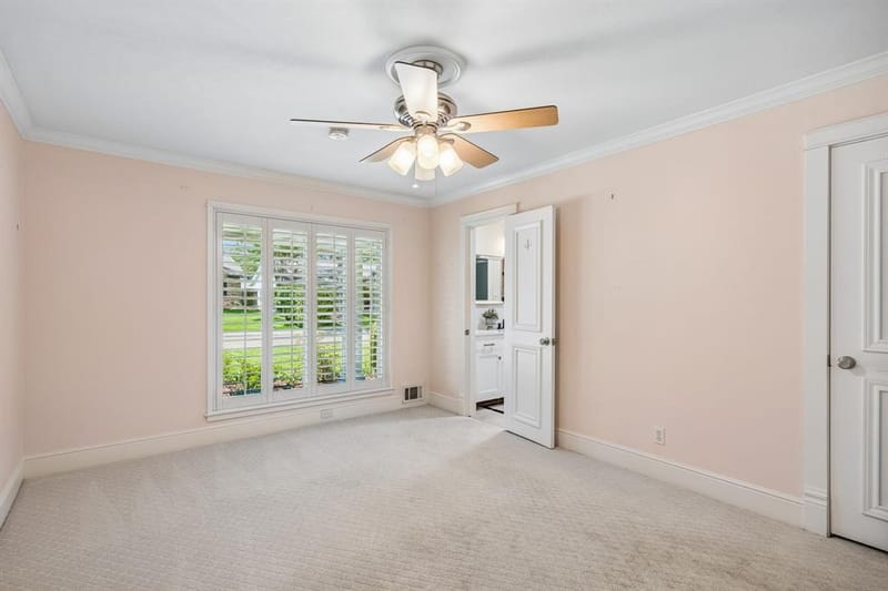 9946 Vistadale Drive, Dallas TX 75238 - Photo 23